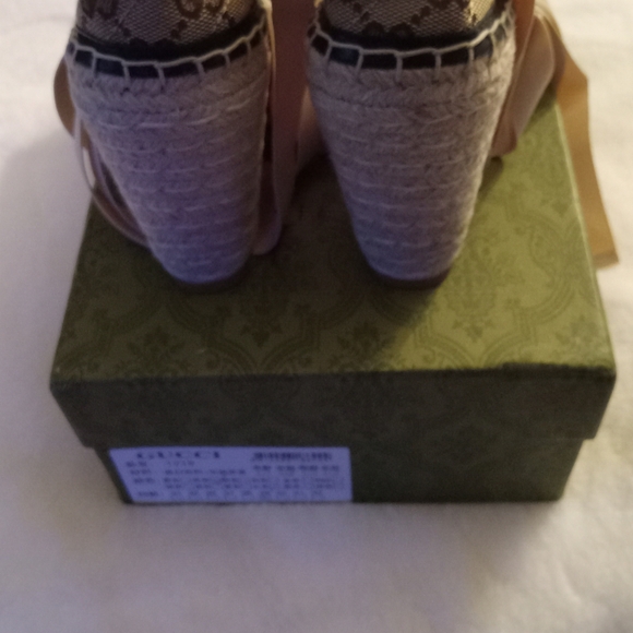 Gucci Shoes - Picture 5 of 6